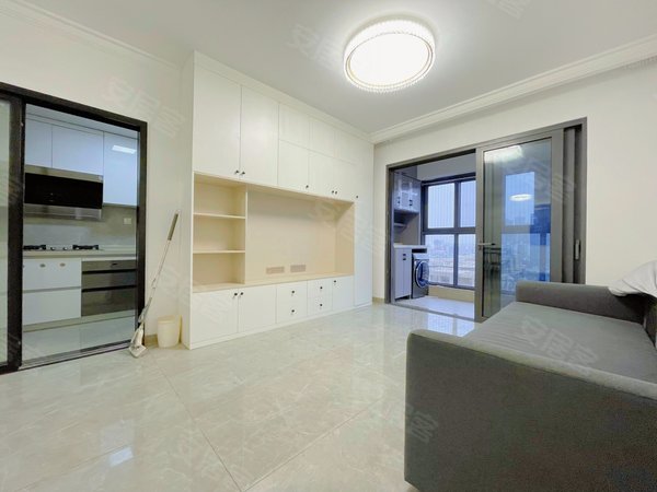 深圳龙华民治宝泰雅苑宝泰雅苑  3室2厅2卫 电梯房 南北通透 精装修