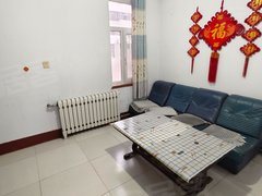 沂源城区佳惠新天地胜利小区一楼年租8000，家具家电齐全出租房源真实图片