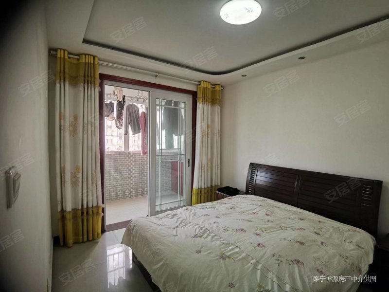 锦绣华庭(睢宁)4室2厅1卫143㎡南北86万