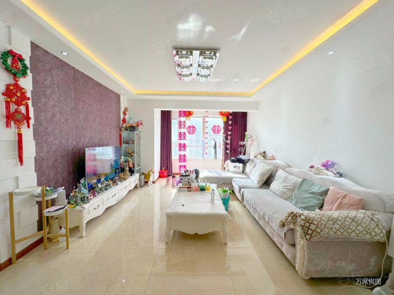 医疗配套成熟 正规商品房 有电梯 集中供暖 商圈成熟 近地铁,帝景湾