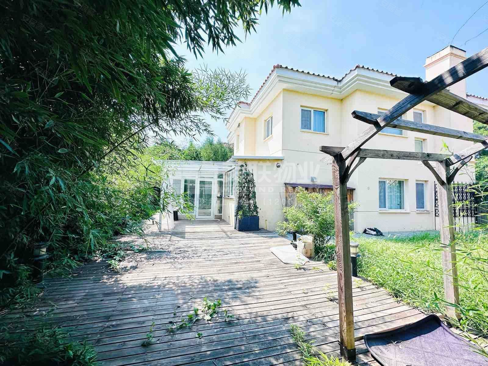 裕京花园别墅居住密度低近地铁配套齐全