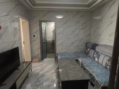 喀什喀什市喀什城区万达广场附近，喀什花园b区精装修电梯低层二室二厅房屋出租出租房源真实图片