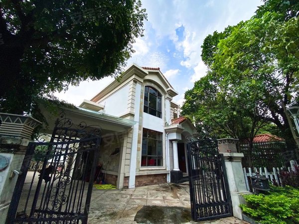 广州番禺华南碧桂园华南碧桂园翠山蓝天(别墅)万博旁!