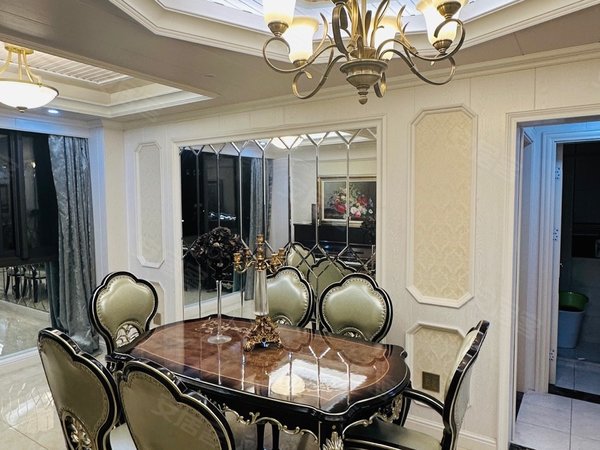 绍兴诸暨诸暨市区朗臻雅苑高档小区豪华装修 非常出景 真皮沙发 房子