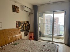 武汉洪山白沙洲万科金色城市公寓，独立空间，一室一厅一厨一卫出租房源真实图片