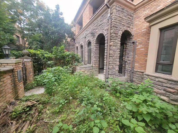 上海青浦赵巷万科晶源(别墅)长签!