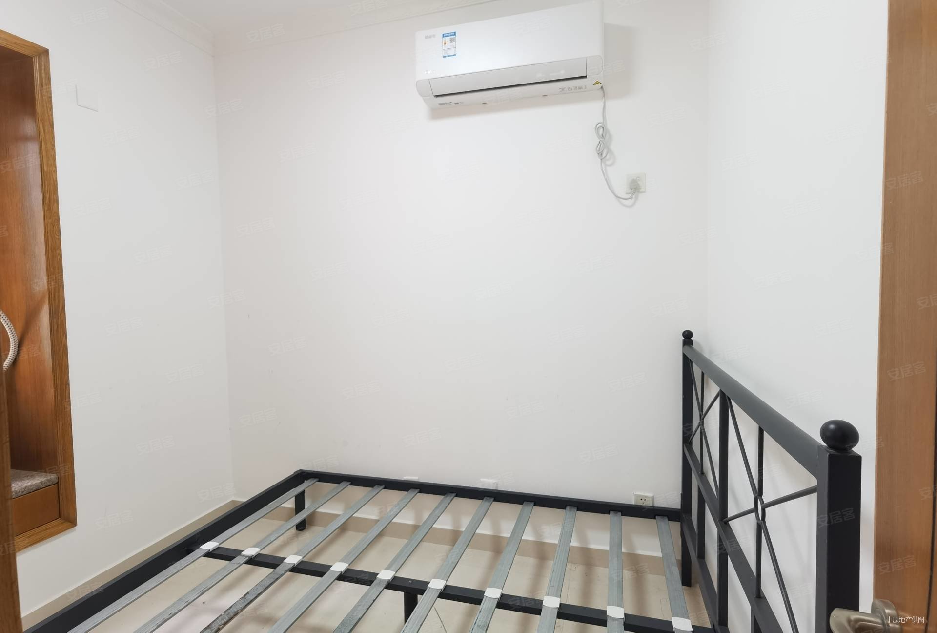 世纪春城(三期)3室2厅1卫96.65㎡东南380万