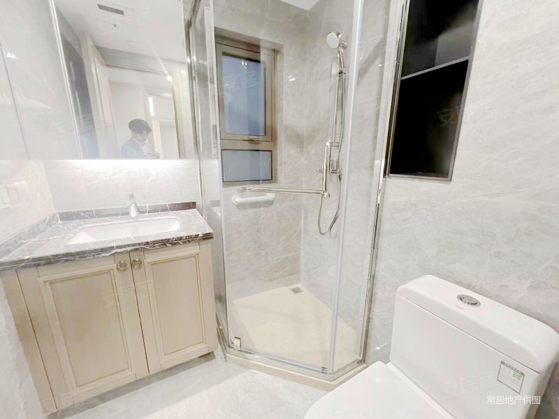 红梅公园旁南广场九洲玺房源多多随时约看