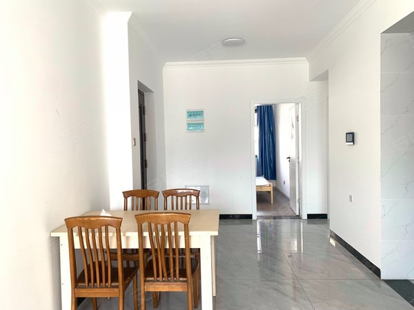 安宁德润香山府莲华小学旁 一梯两户板式洋房 精装三室两厅一卫出租