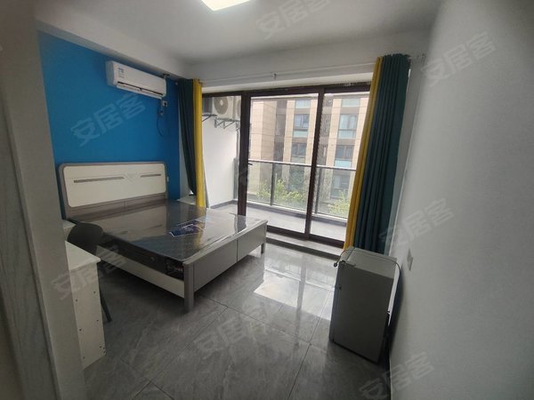 安昌古镇对面钱江彩虹墅精装独卫厨房阳台 900到1500