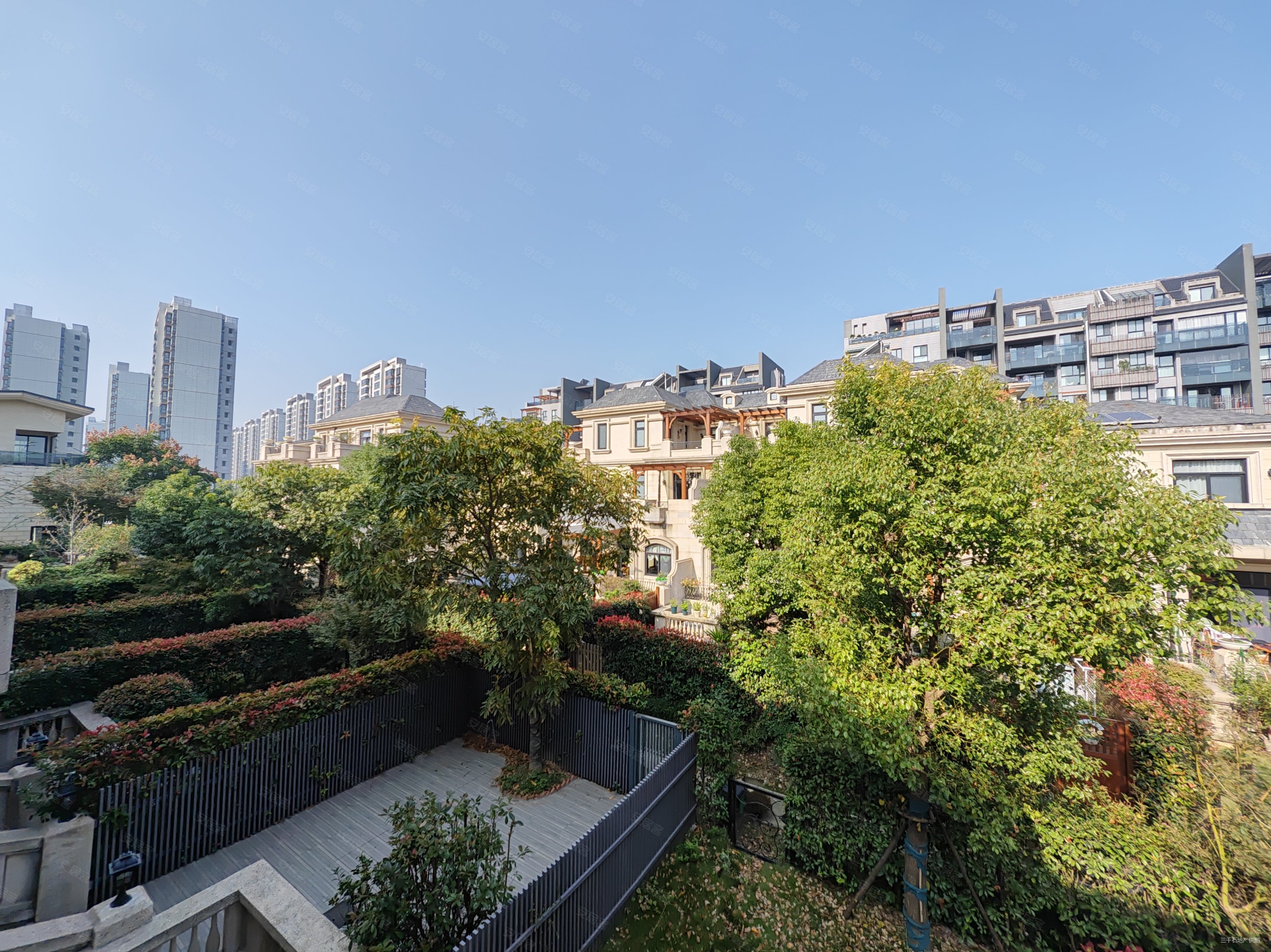 超大地下室,虹桥融景(别墅)二手房,1900万,3室2厅,4卫,297平米-上海