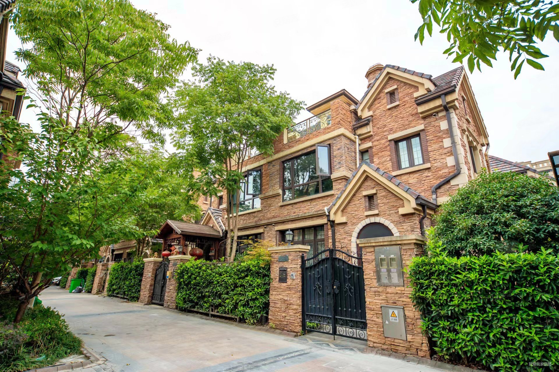 绿地梧桐院别墅只交契s18号线繁荣路旁送车位低密度