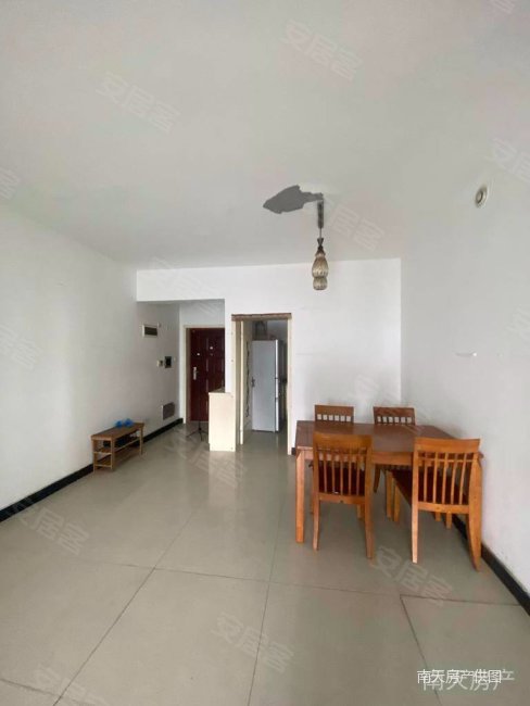 256w北岸琴森三期电梯房靠水街随时看房