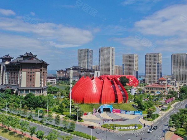 广州花都新区广州融创文旅城(商住楼)融创文旅城单间,家私电齐全,免费