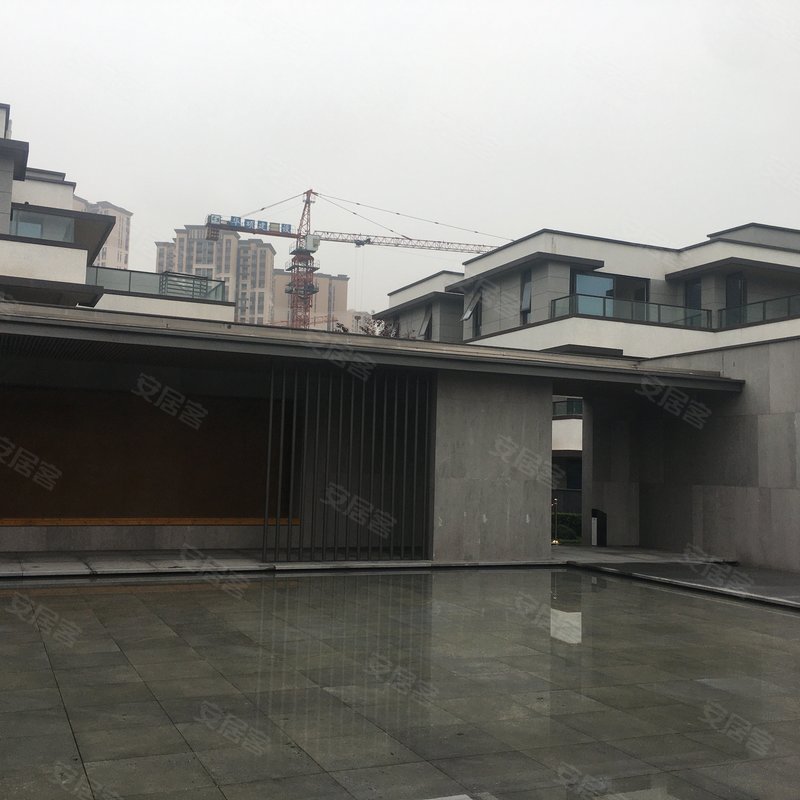 周庆 2021-02-27   :  :   总59栋占地面积108000平方峡谷叠拼423户建