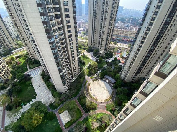 【多图】金地九樾,前卫营租房,精装三房 空房出租 南向 2400急租,西山