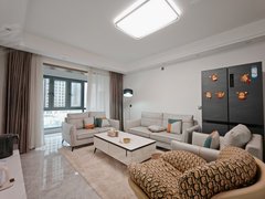 孝感孝南东城区近吾悦保利香颂新城 华鸿公园天下精装4房 家电齐全 小区新出租房源真实图片