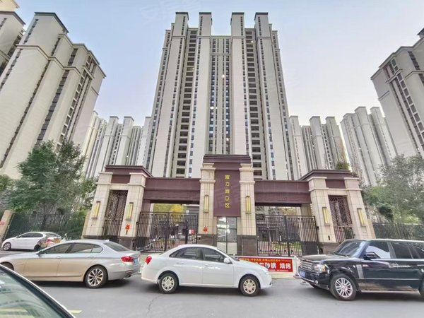 包头九原富力城富力城(EFG区)富力城 117平 三居室 欧式风格 带全套家具家电 拎包入住出租房源真实图片