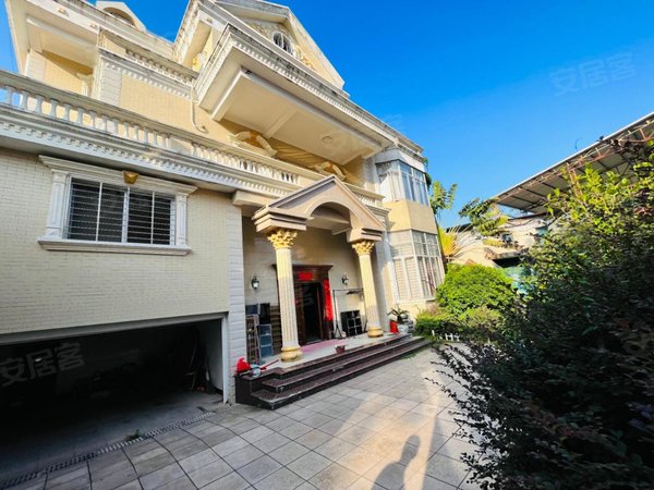 泉州丰泽湖心街鹿园山庄办公居家看过来 独栋别墅带院子 车库 精装1w