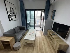 绿创山语城 精装一室一厅单身公寓出租 拎包入住 随时看房