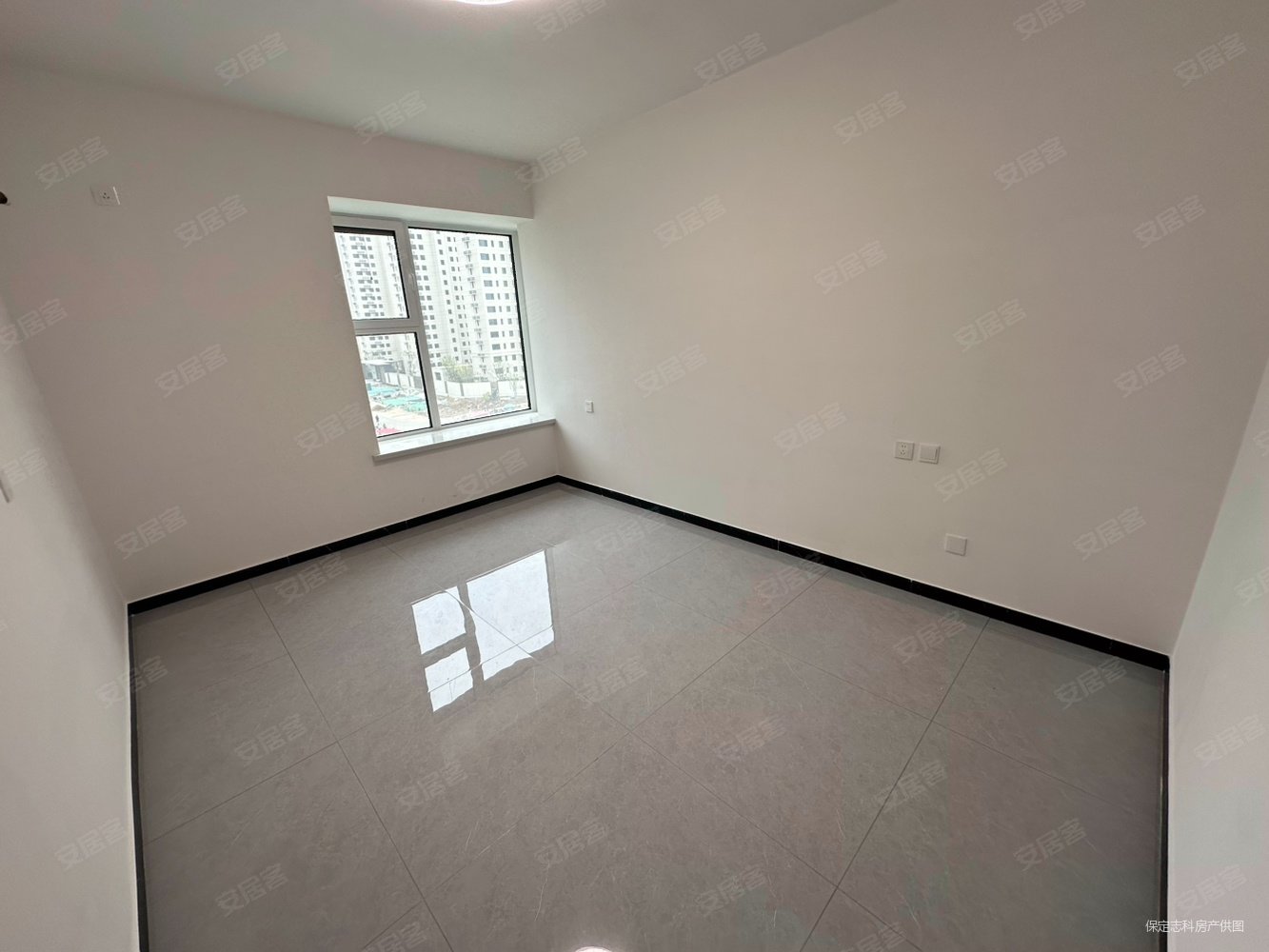 云水湾3室2厅2卫133㎡南北101.8万