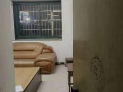 湖州南浔浙北大厦堰四村中心小区 4室1厅4卫出租房源真实图片