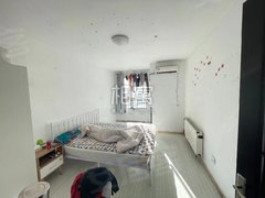 北京丰台新发地紧邻新发地 天伦锦城新上带电梯 主卧 诚信出租出租房源真实图片