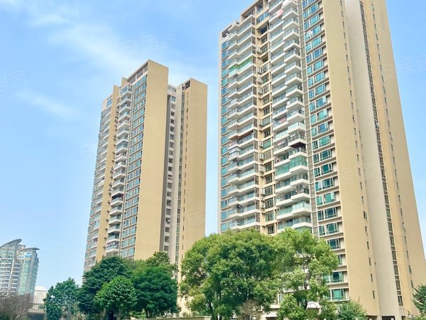 广州花都新区骏威锦东花园a区新区板块 骏壹万邦商圈 地铁口 锦东花a