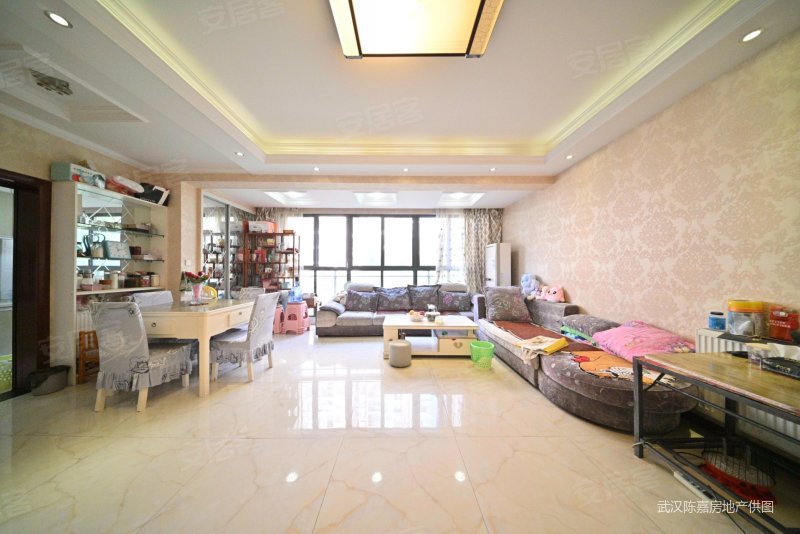 地铁口 清江泓景精装三房 一线湖景房 可直接拎包入住 随时看