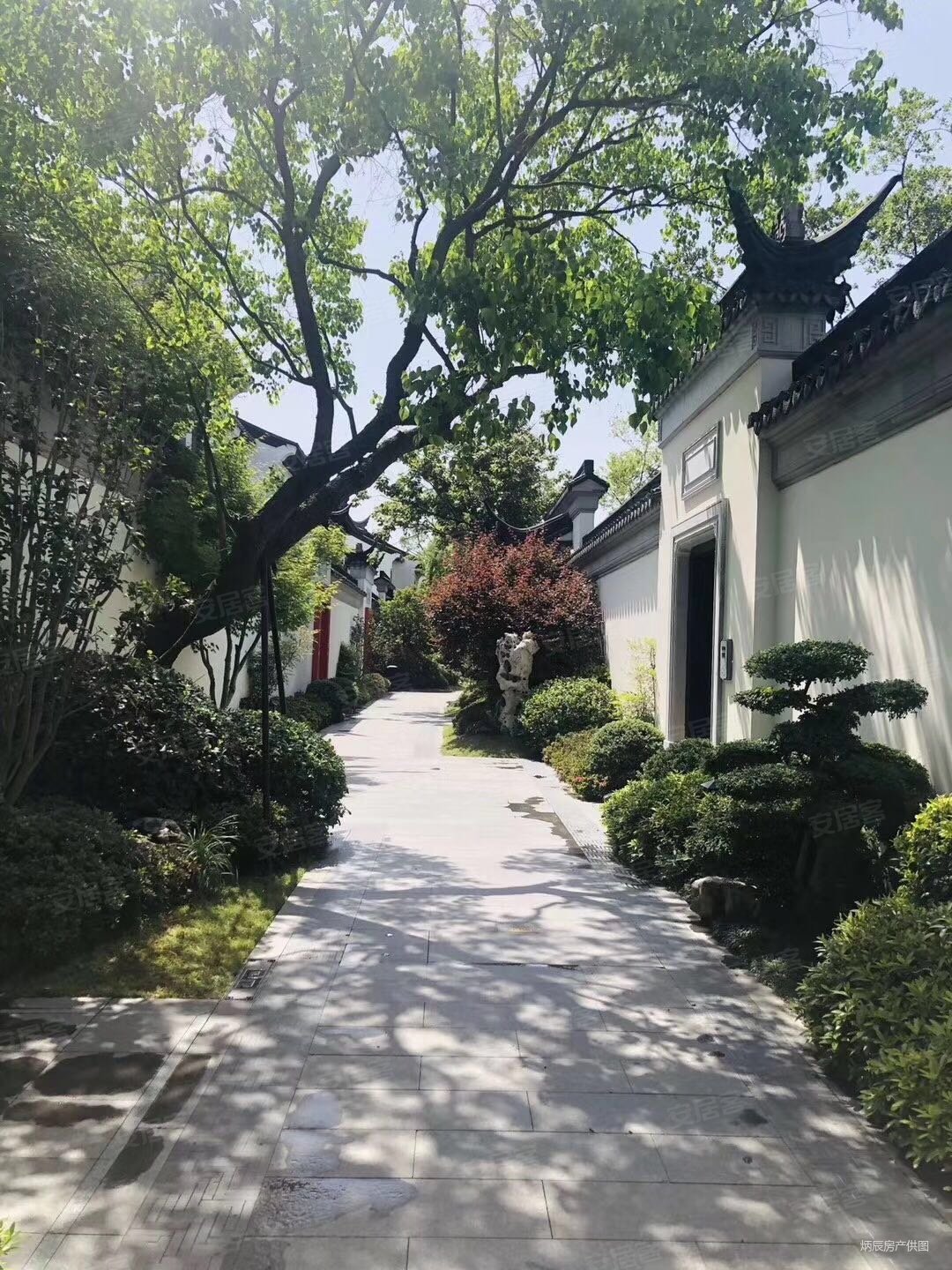 绿城桃花源 中式合院 独门独院 太湖边类独栋别墅