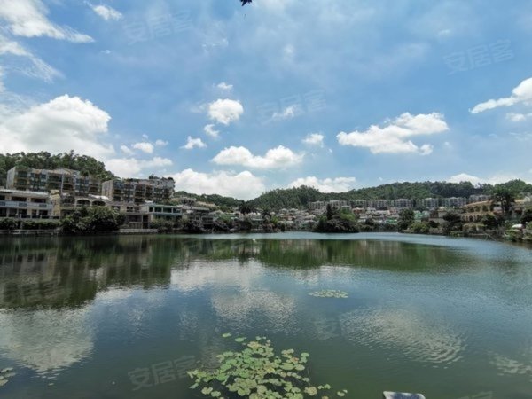 广州白云永泰白云堡豪苑(别墅)白云堡豪苑(别墅)500平大6居可办公直播