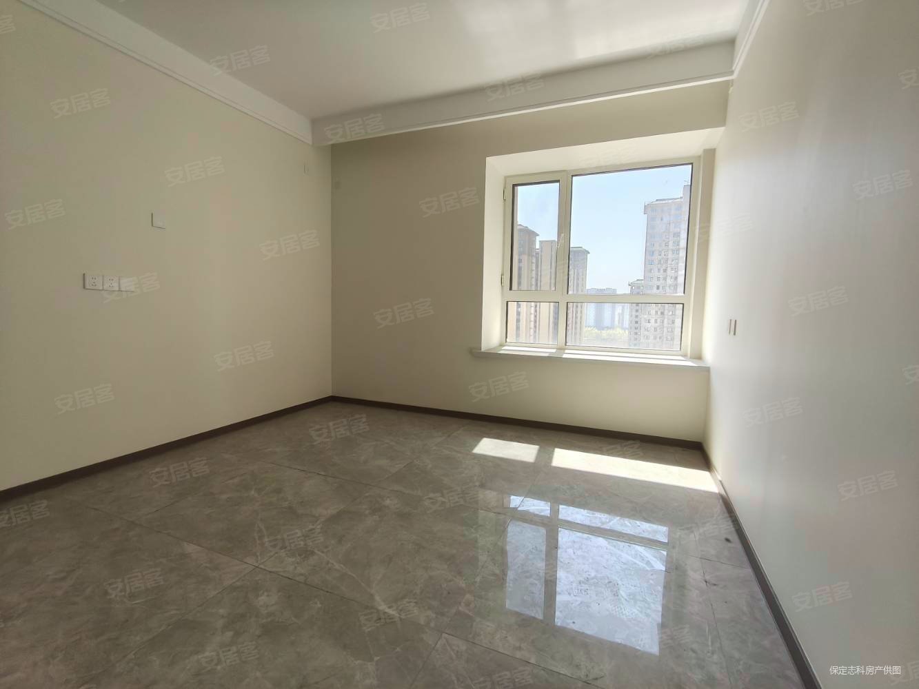 中国府3室2厅2卫127㎡南北139万