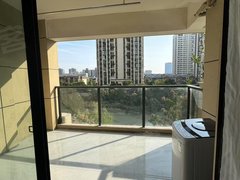 湖州吴兴西南新城近市区，超大阳台，花鸟市场旁，润园两室一厅，押一付一，随时看出租房源真实图片