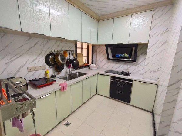 黔南都匀都匀万达广场都匀1号沙坝 都匀1号 电梯复式楼 四房两厅两卫 拎包入住 随时看房出租房源真实图片