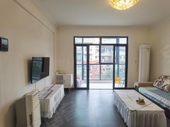 眉山彭山西街彭湖湾步梯中层，套二户型家具家电齐全，朝南户型采光好看房方便出租房源真实图片