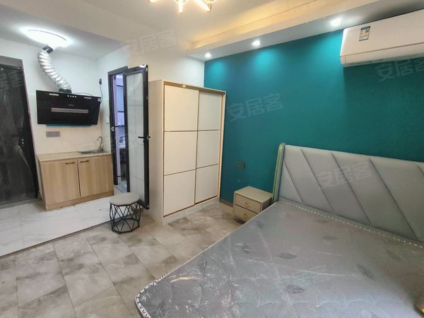 昆山张浦张浦恒源广场茶风街,精装修青年公寓,停车方便押一付一,拎包