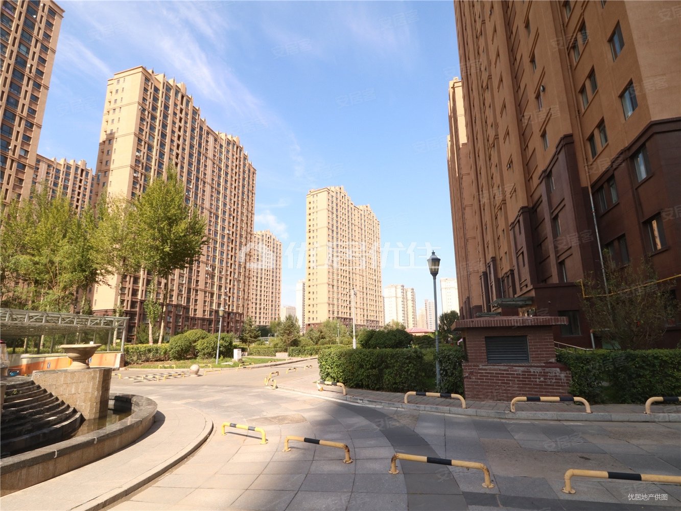 赛罕区金游城小台颐和家园电梯中层三室能贷款