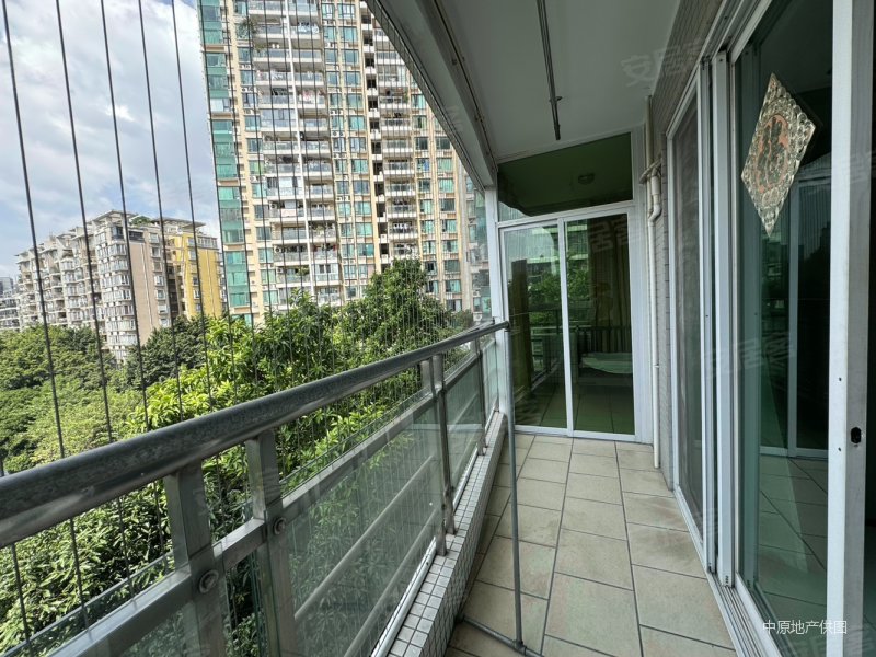 富力御龙庭大两房可改三房 阳光很好 价格可谈