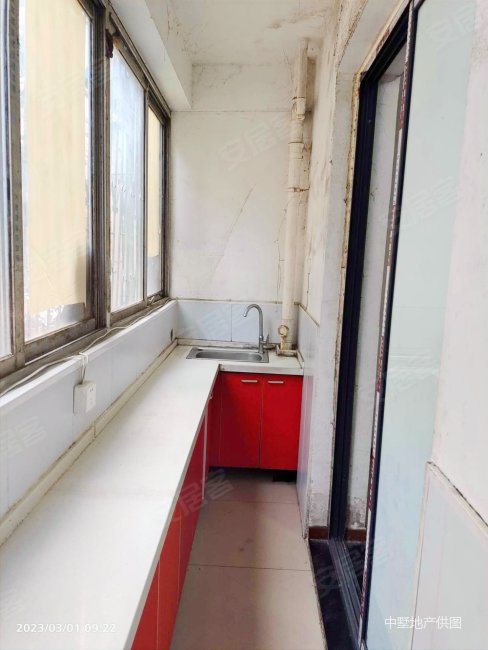 好房出售和平苑1楼带院子2室朝南