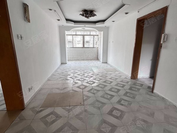 深圳罗湖泥岗红岗花园罗湖实验学校红岗花园两房两厅南北通透带空调