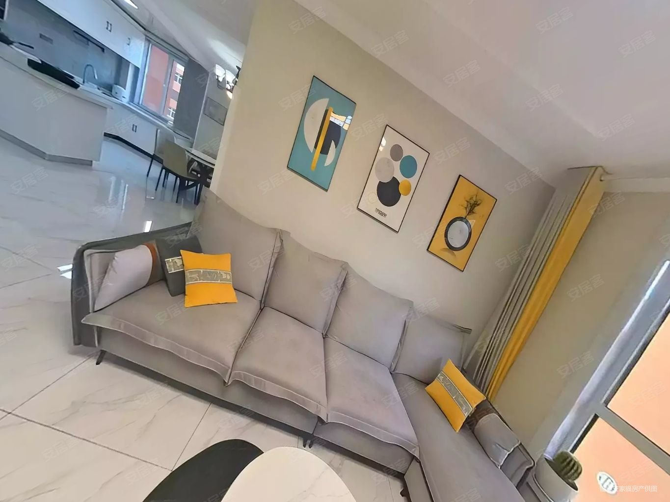 汇德国际2室2厅1卫113㎡南北54.5万