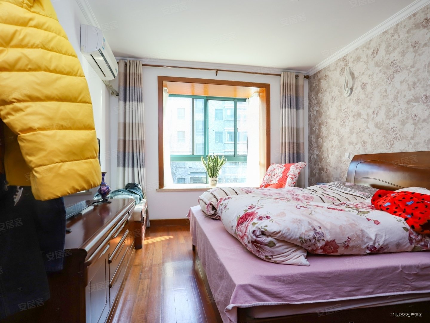 急急 急 40平大花园白送你 看房随时 天井以搭,三泉公寓二手房,230万