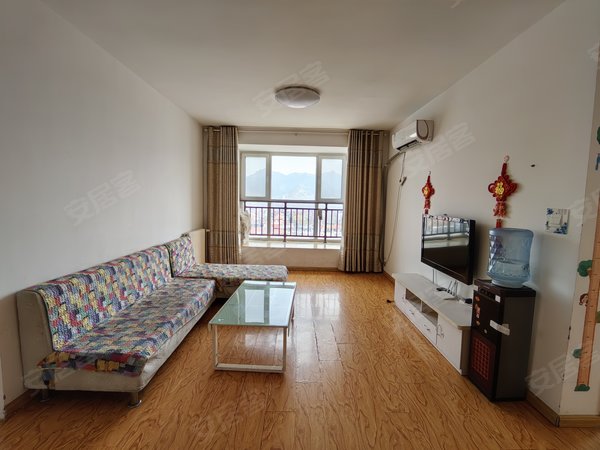 青岛城阳夏庄磊鑫伊顿阳光拎包入住东西齐全 精装套三 伊顿阳光 电梯