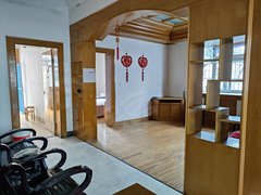 黄山徽州岩寺二中附近3室2厅，900一个月，年租可以优惠，电器齐全出租房源真实图片