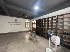 泉州丰泽东海湾翡翠园靠近大门拐角别墅，位置适合等营业场所出租房源真实图片