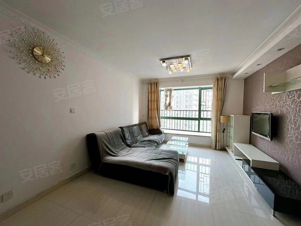 深圳福田皇岗港城华庭福田口岸旁 精装东南向三房两卫 齐全拎包入住