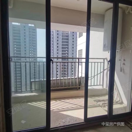 万泓中心产权清晰中间好楼层次新小区车位充足近地铁