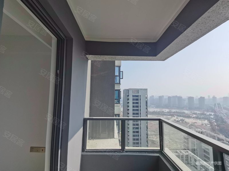 潮悦南塘次新小区3房交付标准未入住一线江景