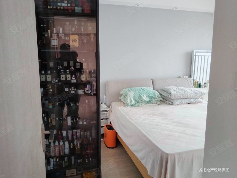 满京华云朗公馆