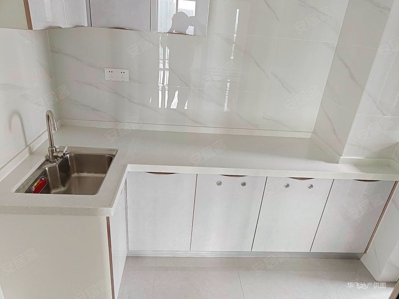 德瑞花园全新三房业主诚心出售中间楼层采光好看房方便